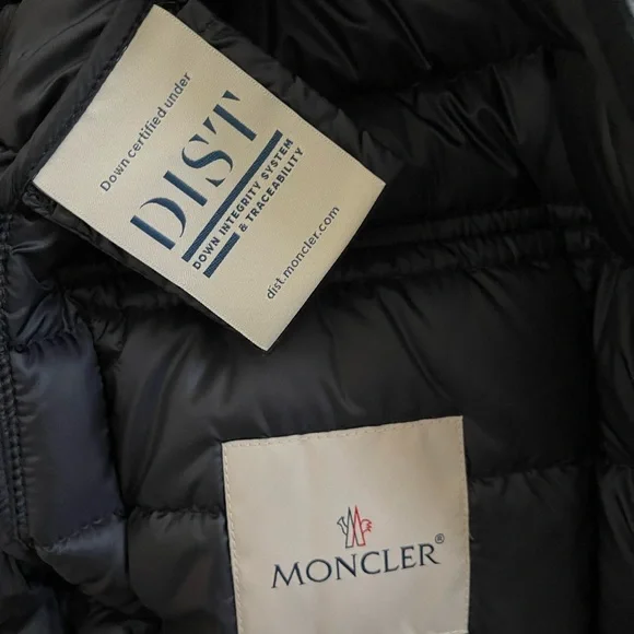 NWT Moncler Lightweight Lans Collared Puffer Down Jacket